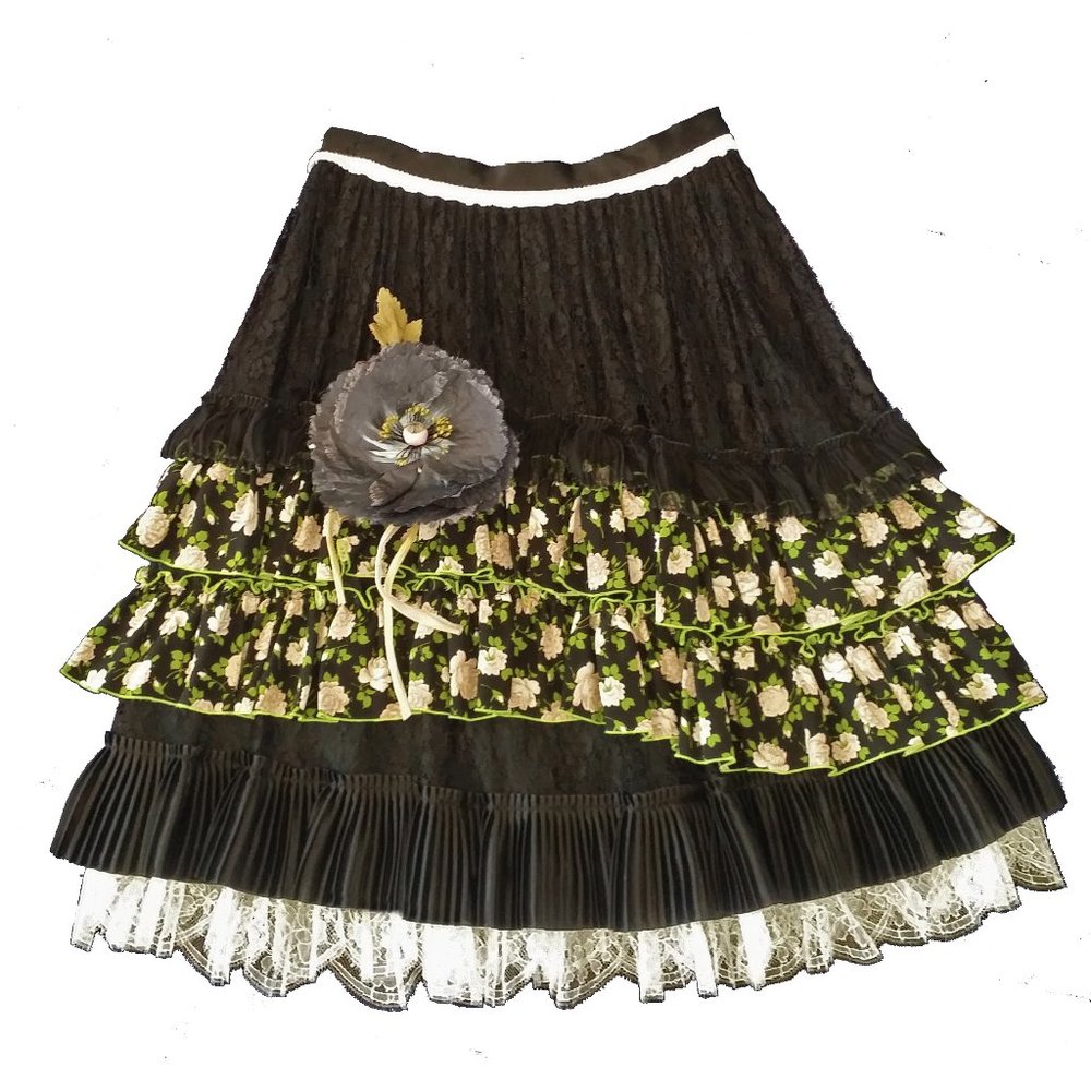 DOLCE & GABBANA Short Layered Skirt